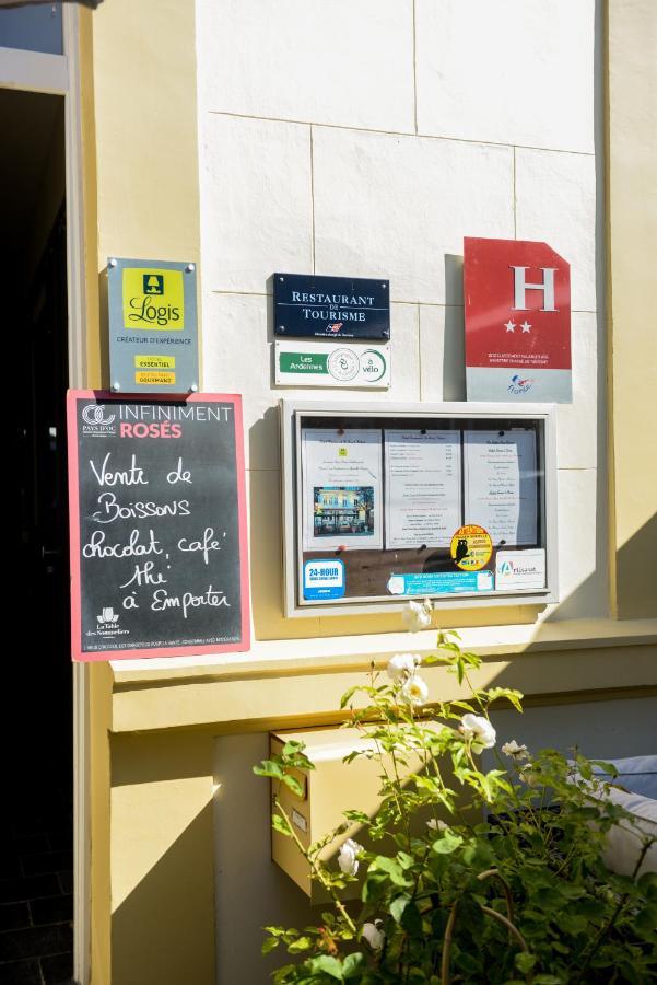Hotel Logis Le Saint Hubert Haybes Esterno foto